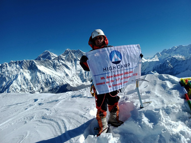 Summit of the Ama Dablam.