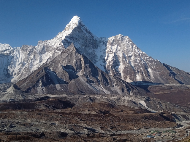 Ama Dablam