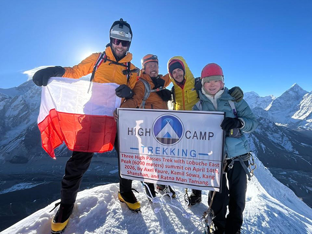 Lobuche Peak
